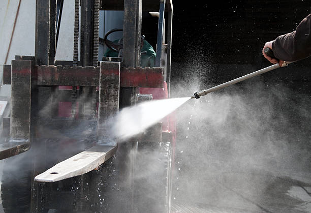 Best Driveway Pressure Washing  in Riverdale, NJ